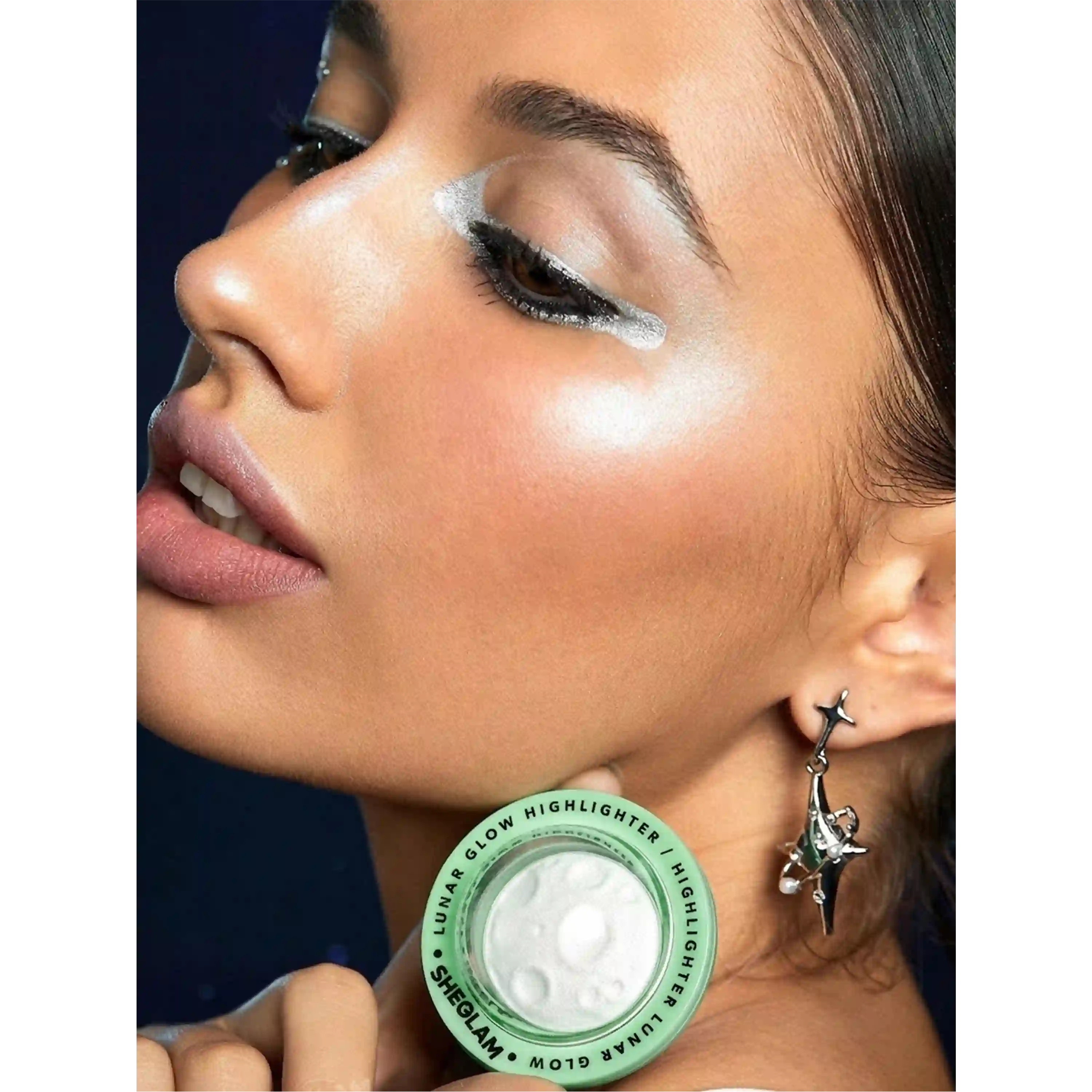 خرید و قیمت هايلايتر فضايی شيگلم Sheglam Lunar Glow Highlighter