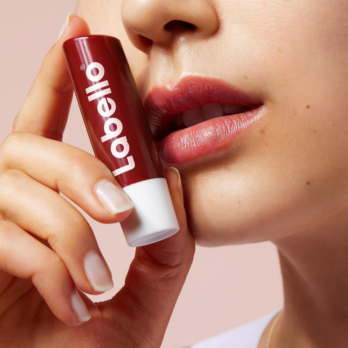 خرید و قیمت بالم لب لبلو Caring Lip